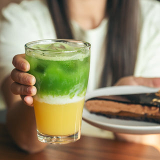 Mango Matcha Latte: A Tropical Twist on a Summer Favourite