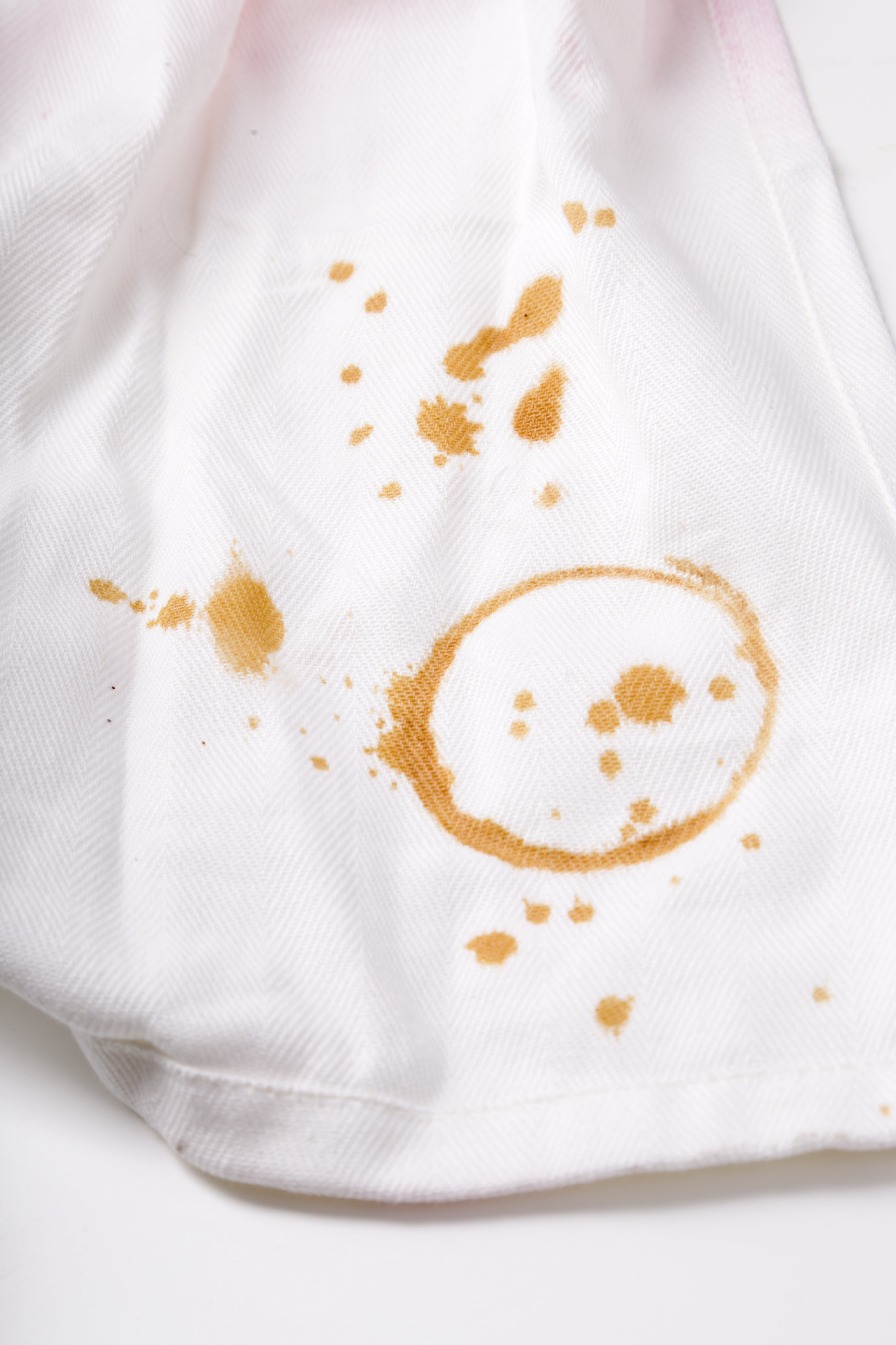 How to Remove Tea Stains from Clothes